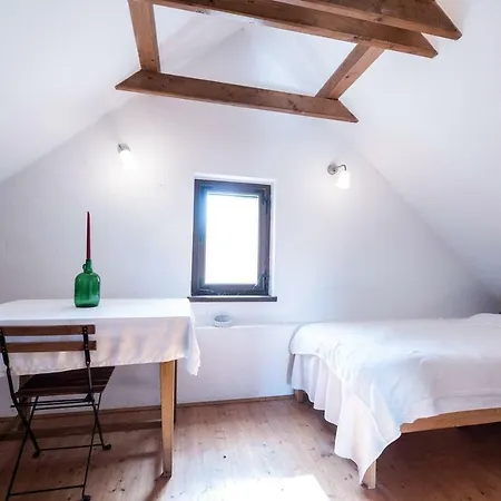 Extra Large House With Big Garden, Sauna Nyaraló