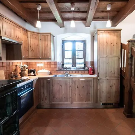 Extra Large House With Big Garden, Sauna Szigliget